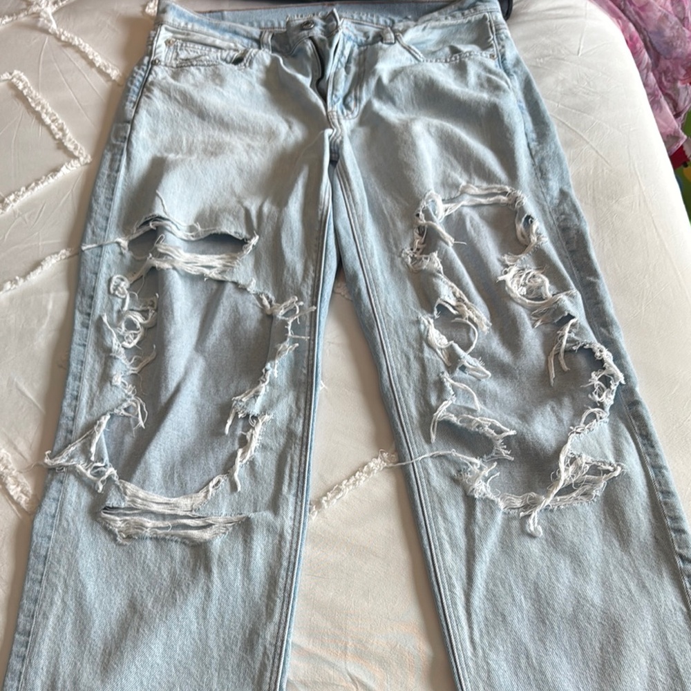 American Eagle Outfitters Blue Boyfriend Jeans Distressed